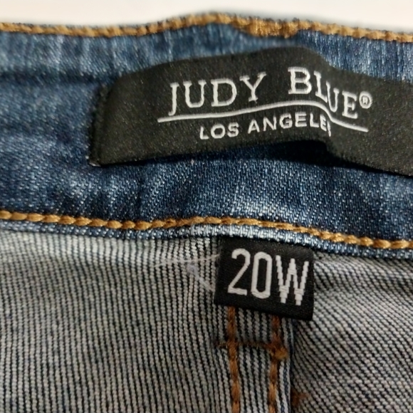 JUDI BLUE  Indigo Cropped Jeans - Picture 10 of 16
